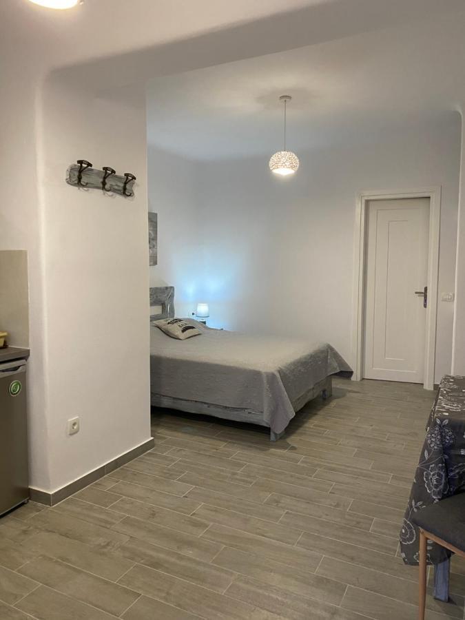Petran Apartman Fíra Kültér fotó